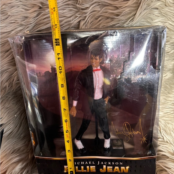 Michael Jackson Billie Jean Collection Doll - Picture 7 of 7